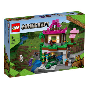 LEGO® Minecraft Träningsområdet 21183